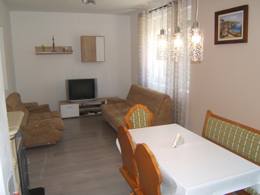 Kulturhaz Apartman Győr Exterior foto